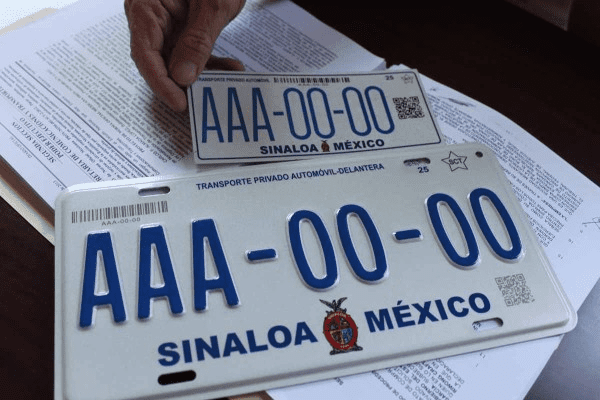 Baja de placas en Navolato