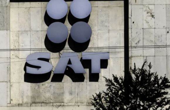 ¿Cuánto tarda la fila virtual del SAT?