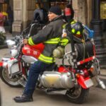 Multa por no respetar tránsito en moto: reglas y sanciones